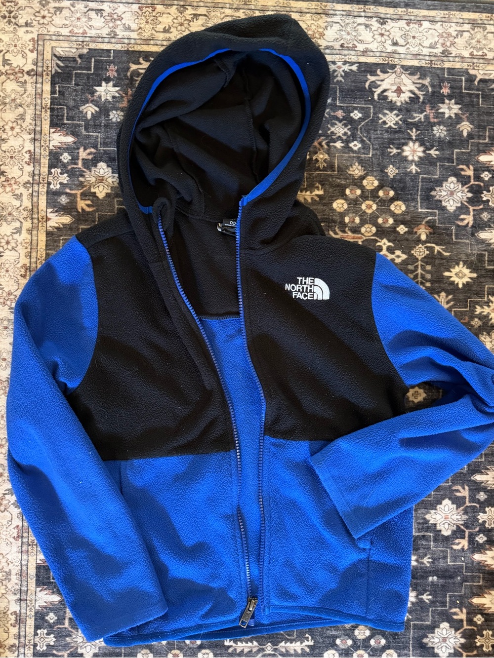 The North Face Black & Royal Blue Fleece Hoodie Boys M (10)